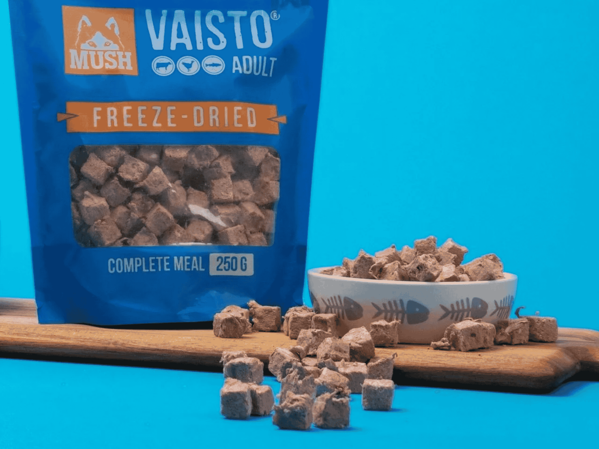 Mush Vaisto Blå frysetørket råfôr av storfe, kalkun og laks