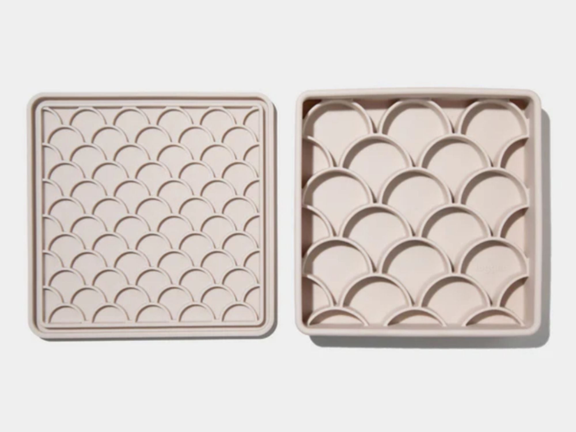 Dogged skjell 3 i 1 slow feeder, matboks og slikkematte - Hundepappa