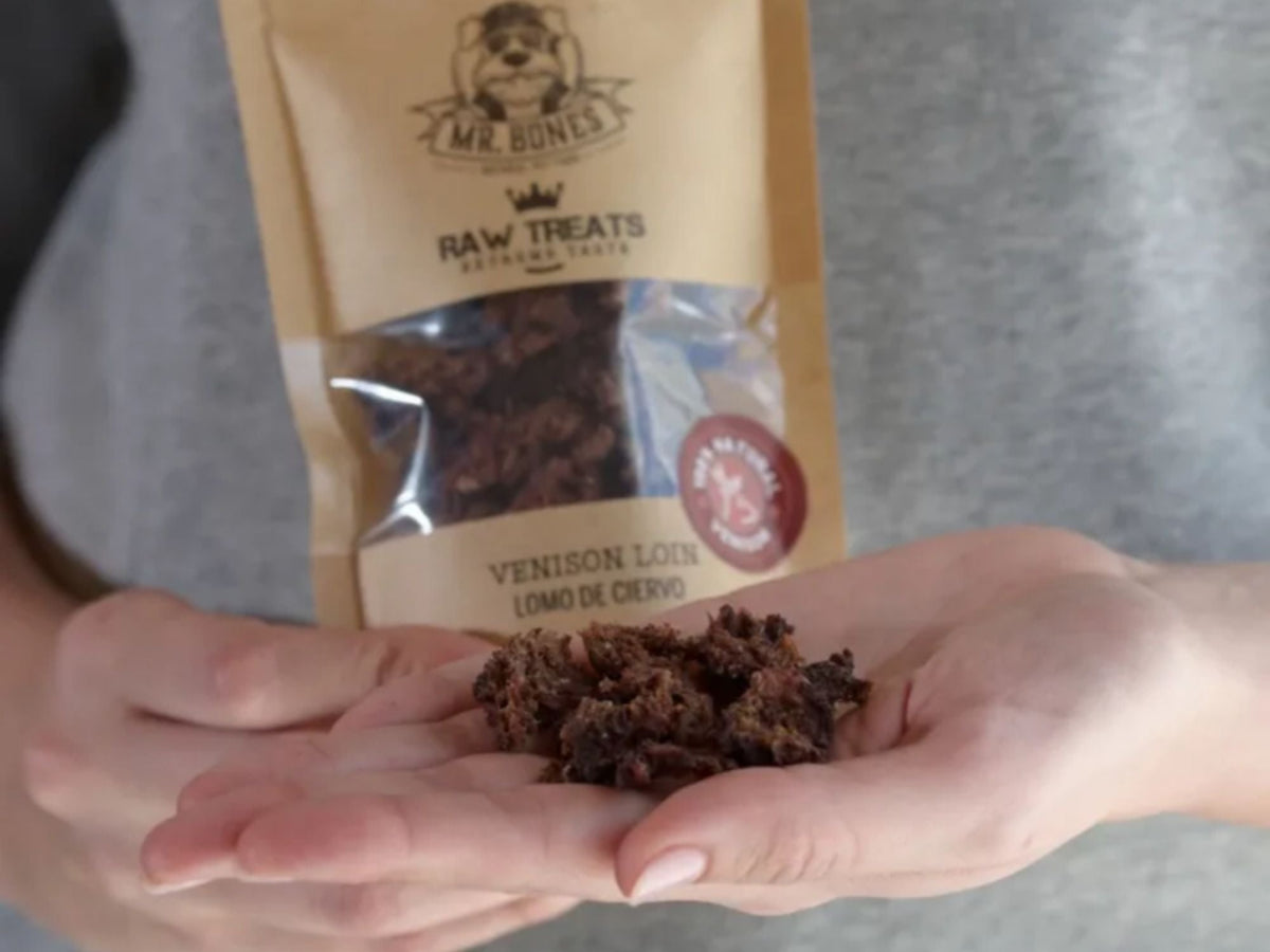 Mr. Bones Raw Treats godbiter av hjort 45 g - Hundepappa