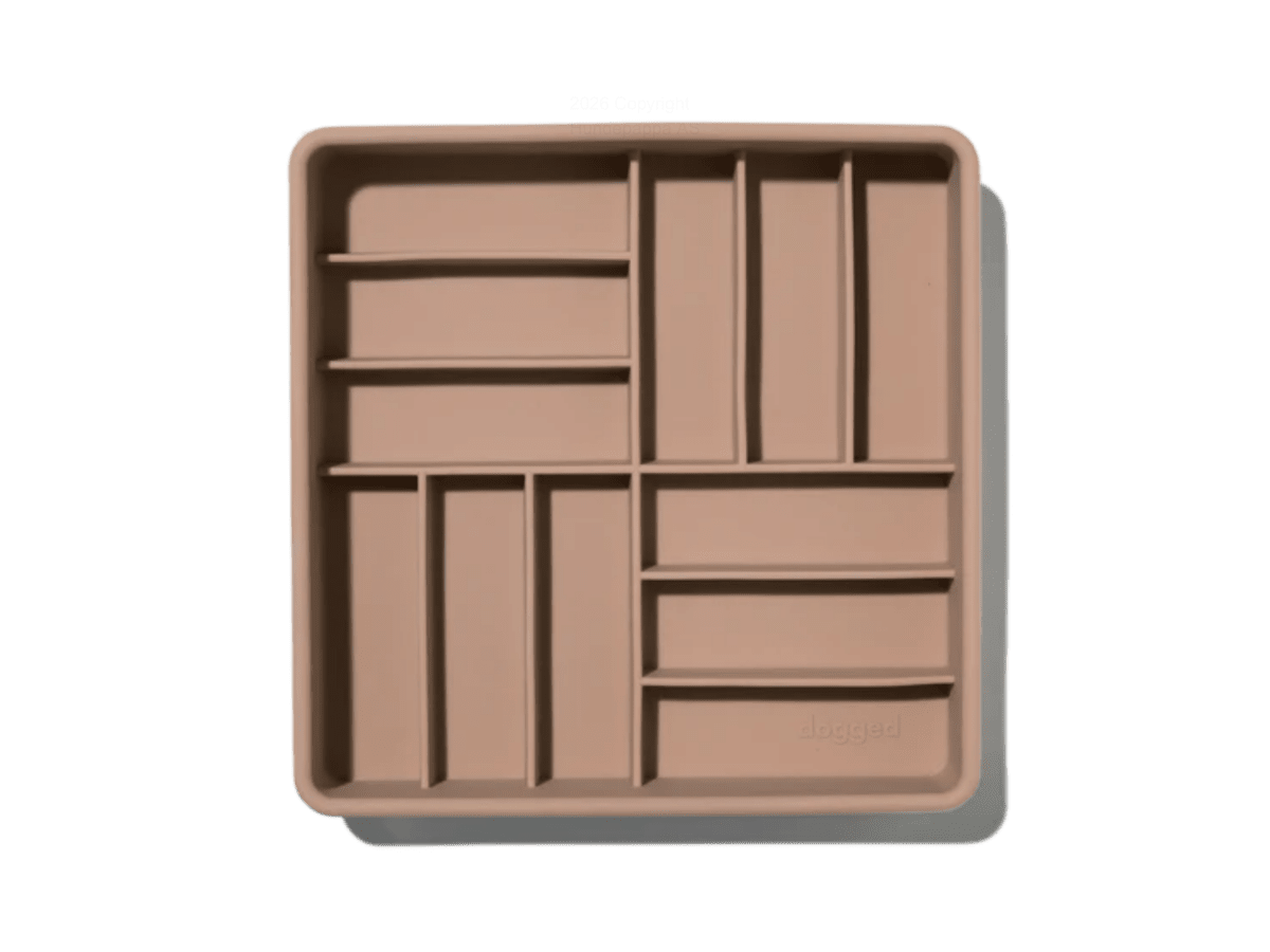 Dogged parkett 3 i 1 slow feeder, matboks og slikkematte - Hundepappa