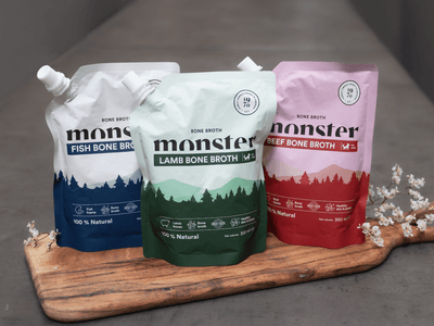 Monster flytende beinkraft av elg - Hundepappa