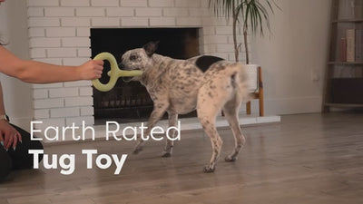 Earth Rated Tug Toy drakampleke i naturlig gummi